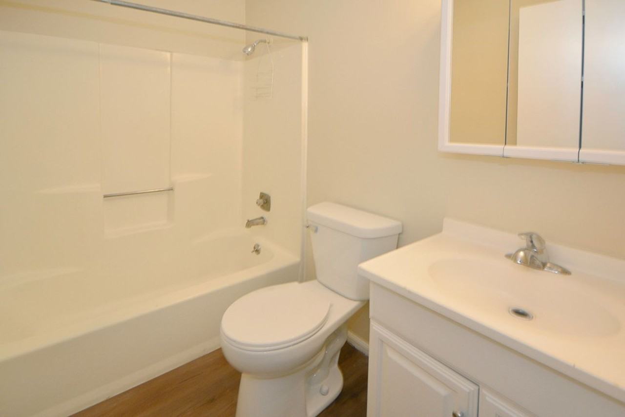 1313 Huntington Ave #2 - Photo 7 of 17