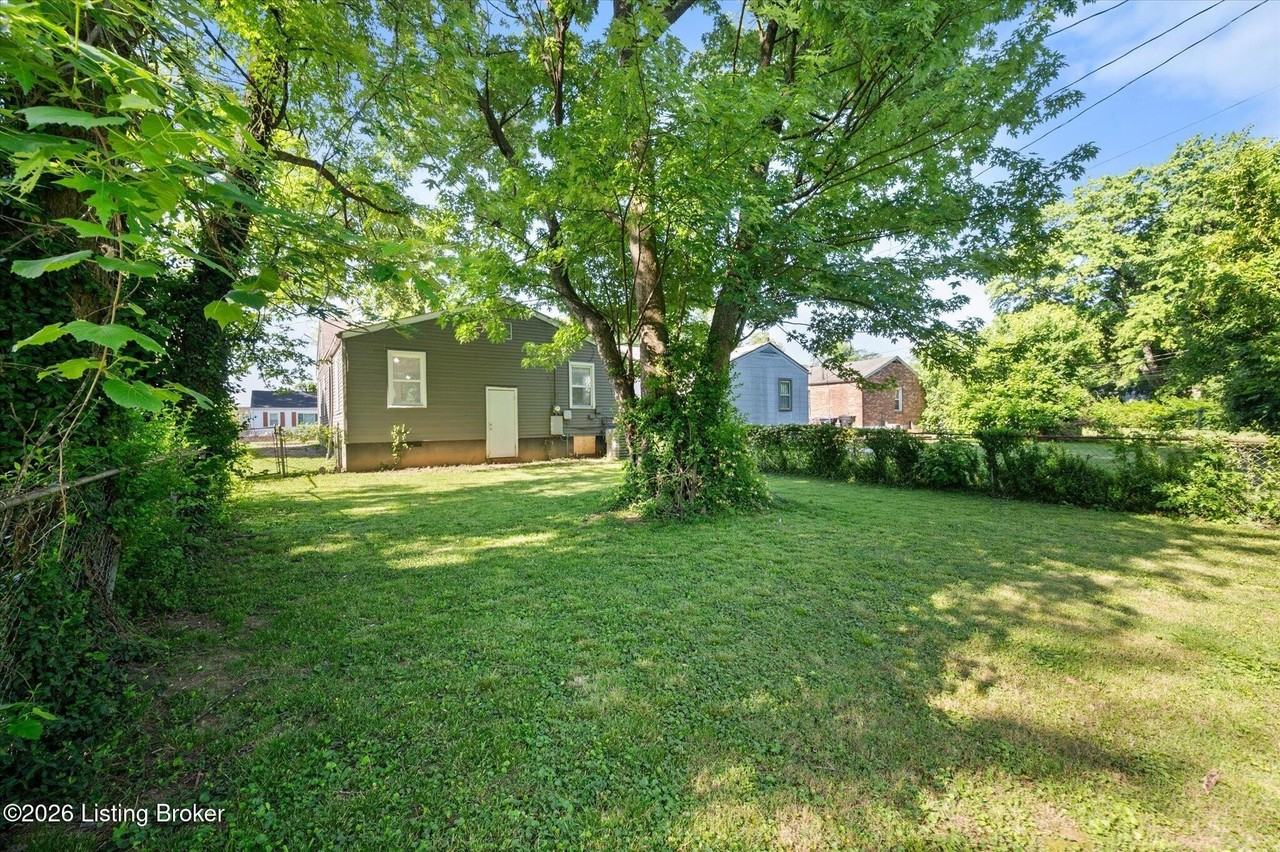 2629 Olive St - Photo 3 of 11