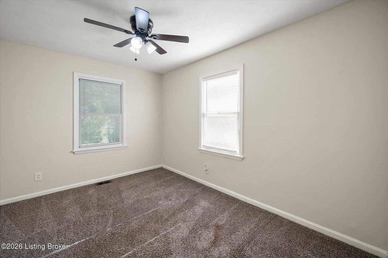 2629 Olive St - Photo 6 of 11