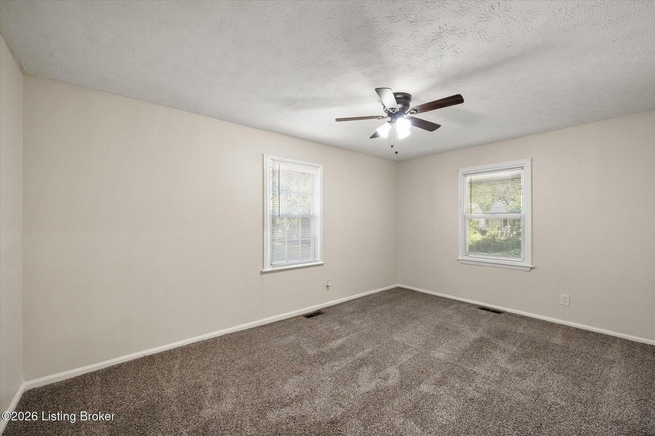 2629 Olive St - Photo 7 of 11