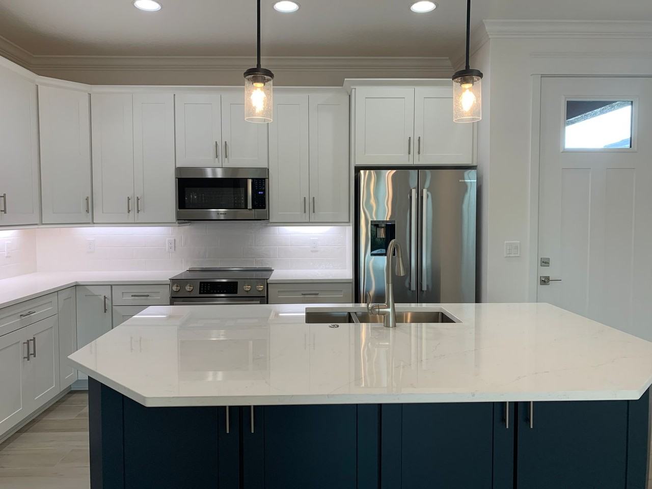 2892 Isles Way - Photo 2 of 16