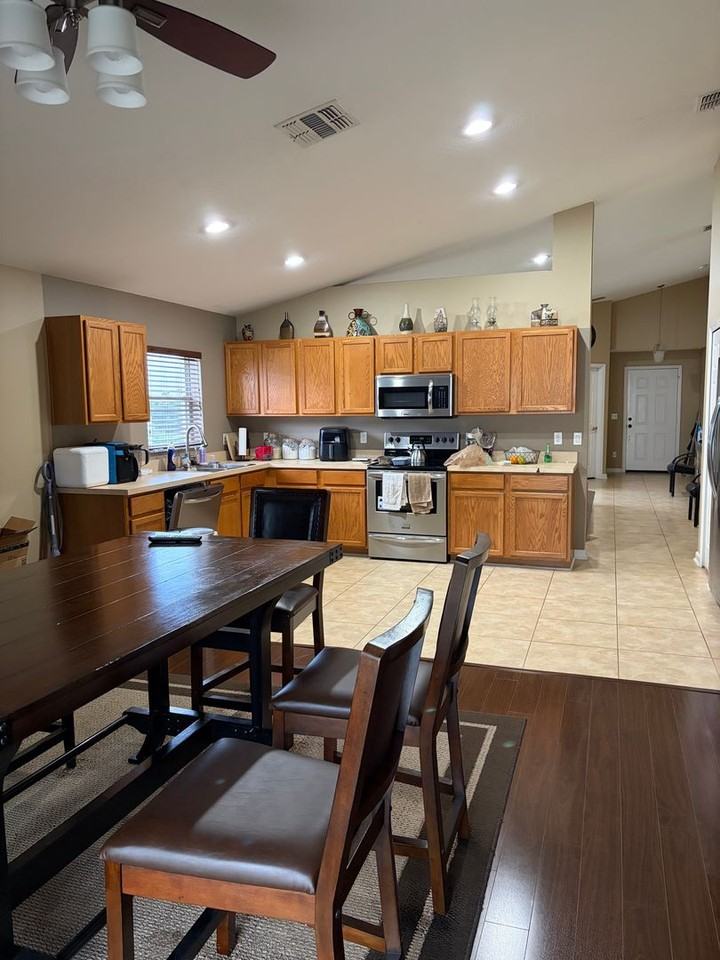 7025 White Trillium Cir - Photo 3 of 10