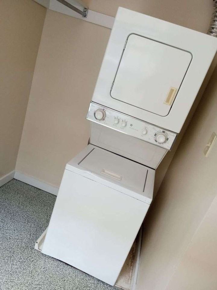 131 E 14th - Photo 3 of 15
