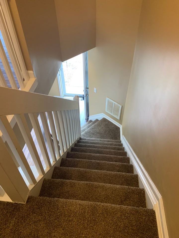 3703 Winborne Ln - Photo 7 of 12