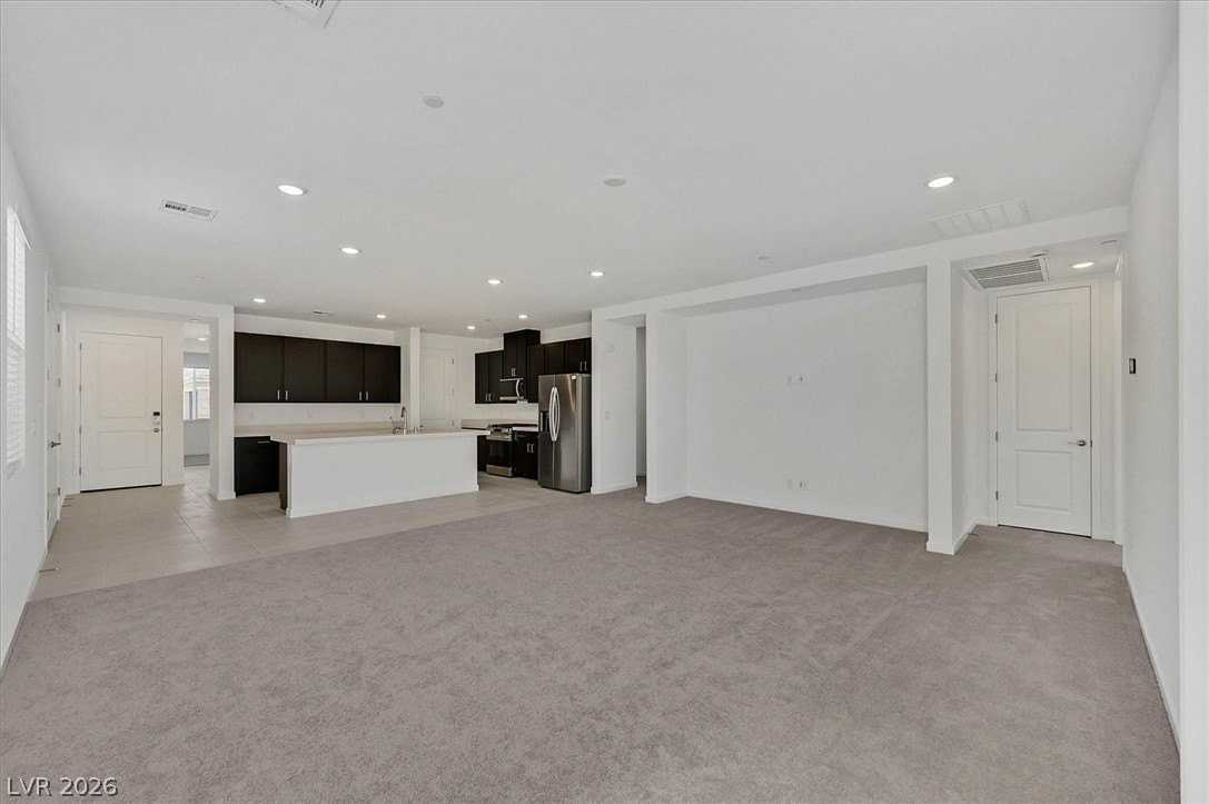 8401 Tanton Ridge St - Photo 6 of 25