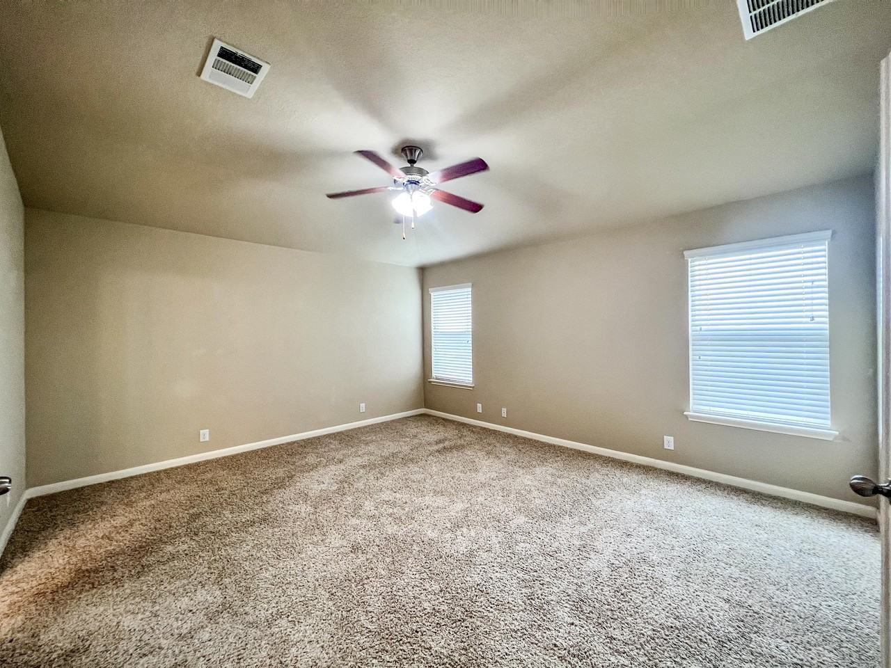 923 Avery Pkwy #1 - Photo 7 of 25