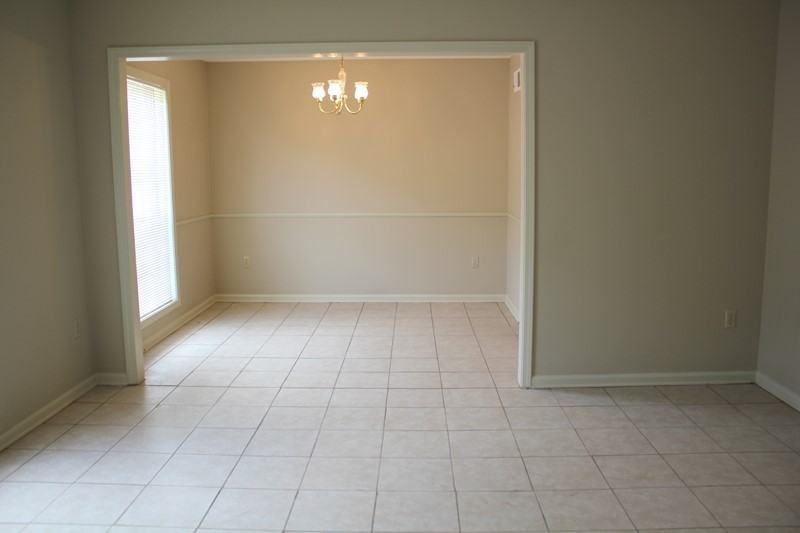 3729 Village Oak Cv - Photo 6 of 19