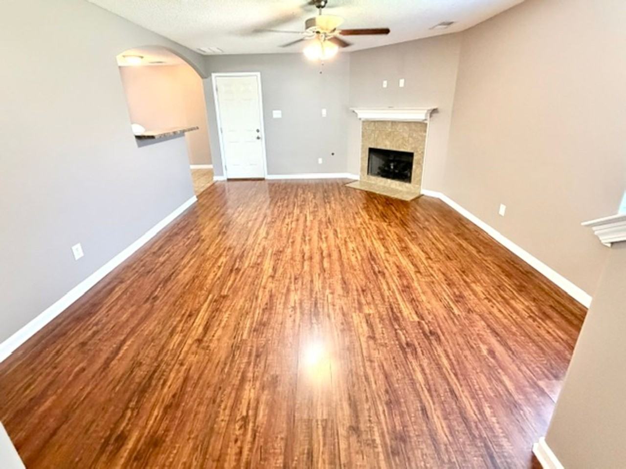 7948 Jadewood Cv - Photo 3 of 12