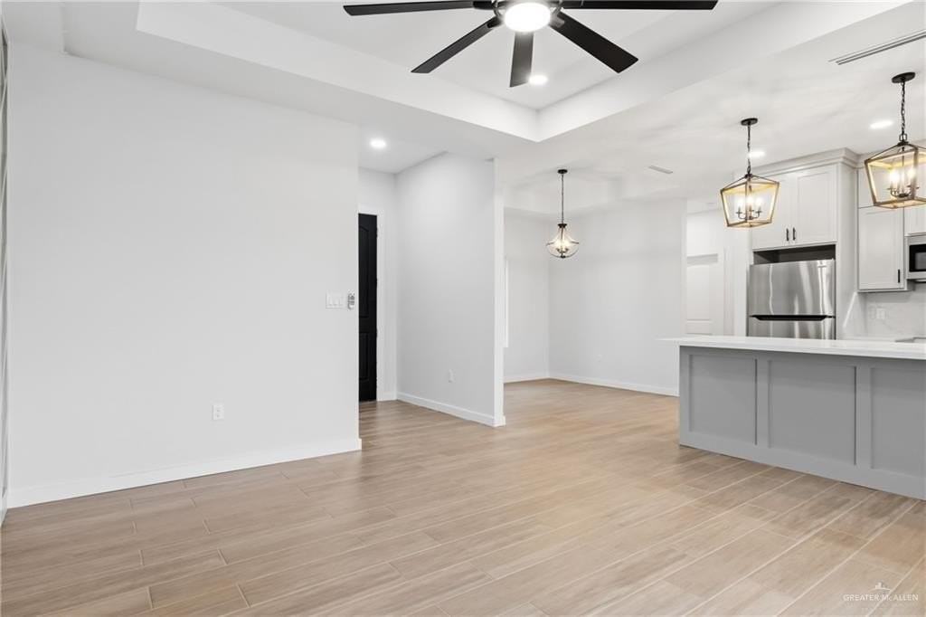 2437 Calle Moreno - Photo 4 of 17