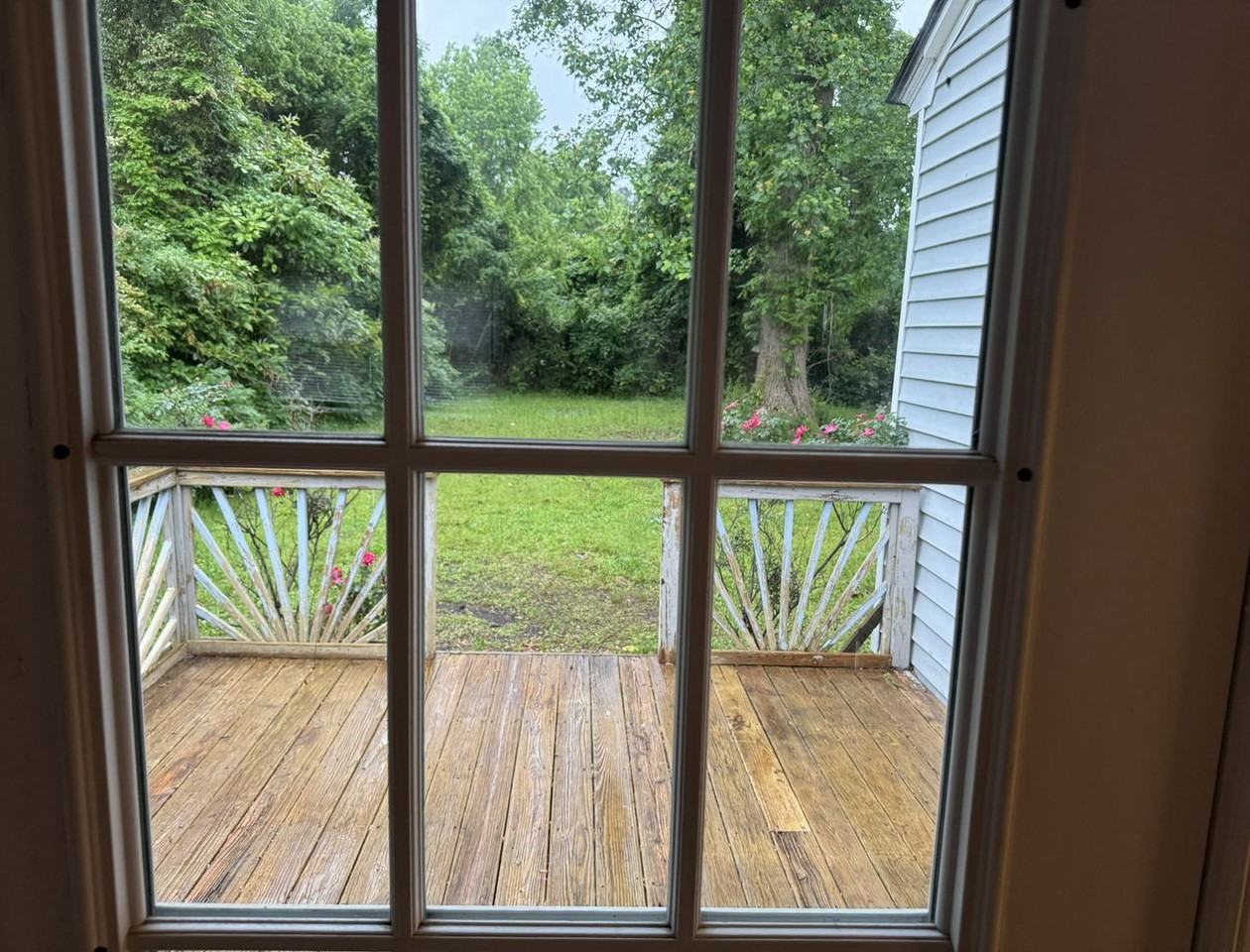 206 Charles St - Photo 7 of 13