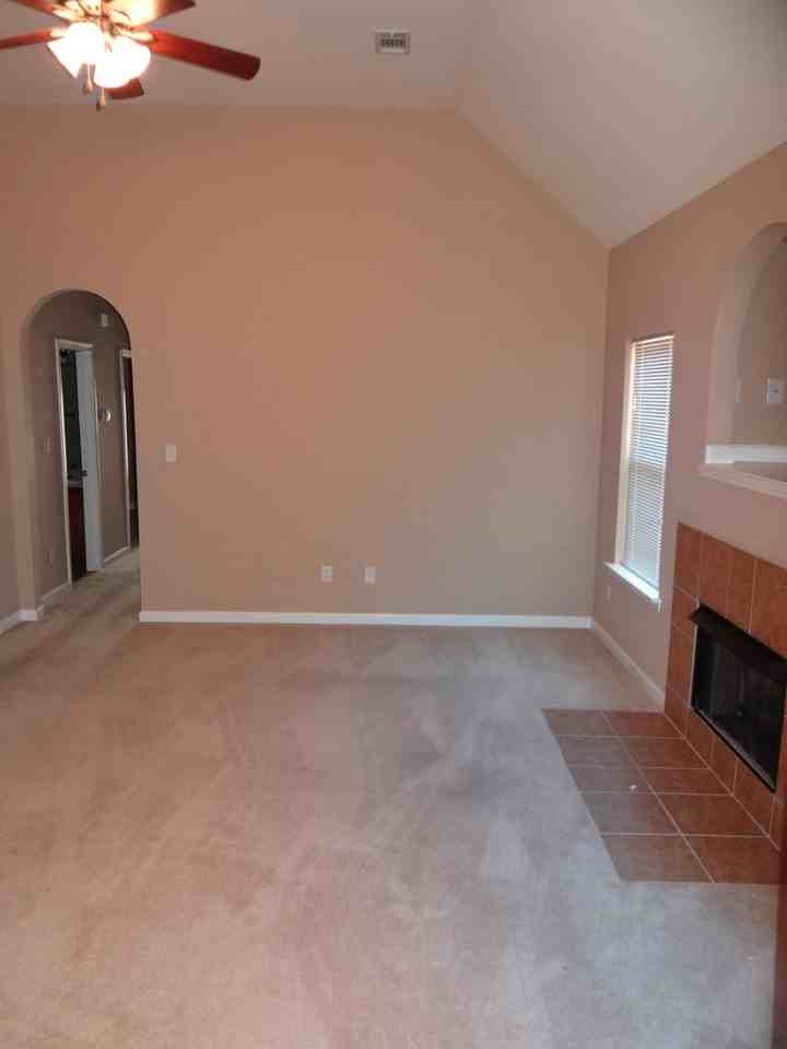 257 Oxmoor Pl - Photo 5 of 23