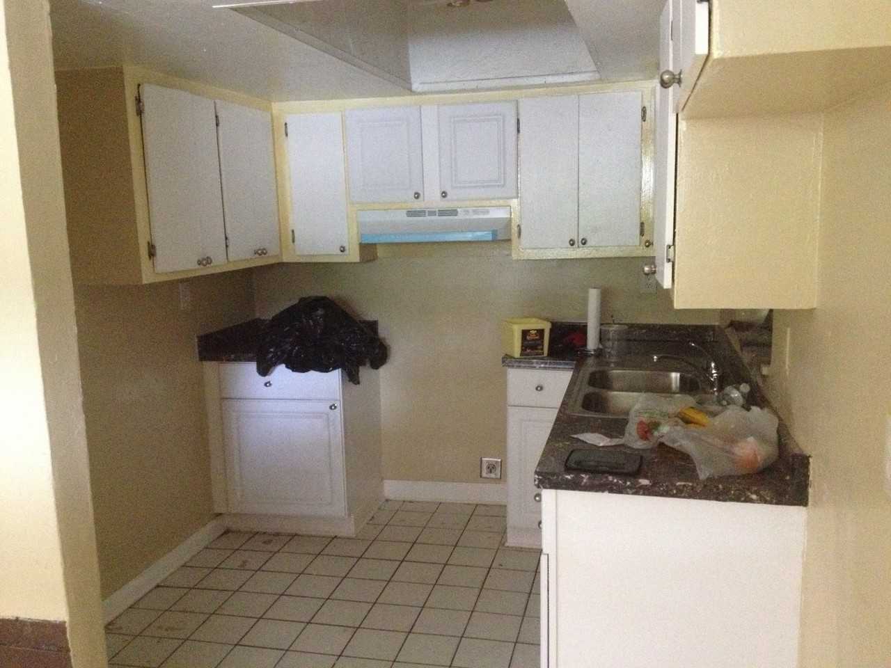 1631 Nw 7th Ct - Photo 4 of 13