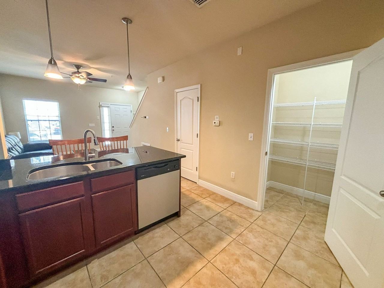2954 Sw 35th Pl #60 - Photo 7 of 27