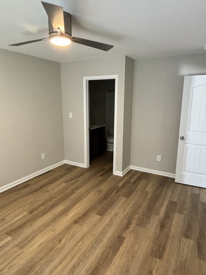 801 Middleton Rd #1 - Photo 2 of 10