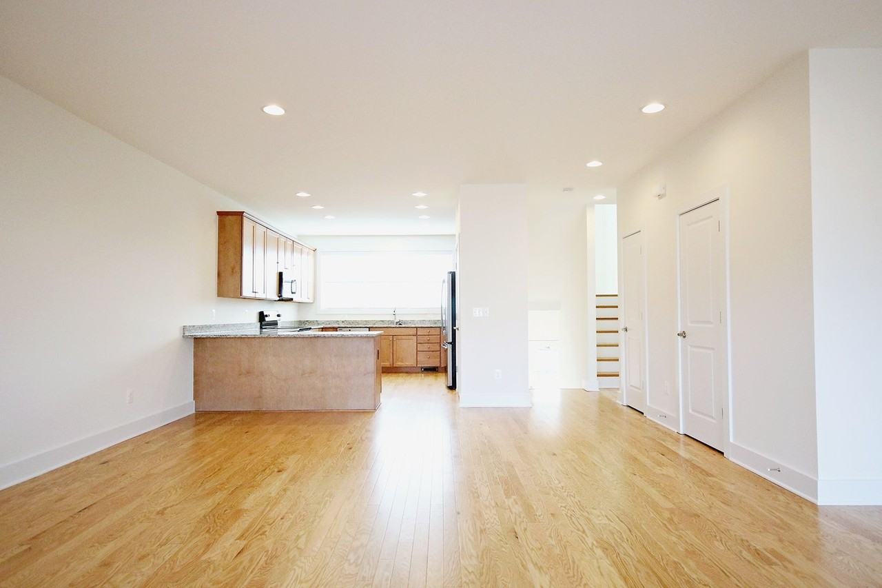 5359 Ashlar Ave - Photo 3 of 20