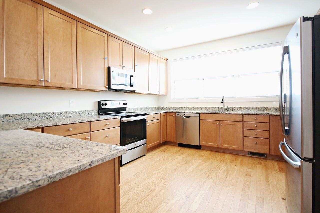 5359 Ashlar Ave - Photo 4 of 20