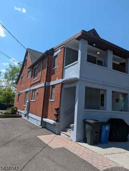 174 Snyder Ave #3 - Photo 6 of 8