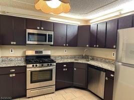 featured image of 122 Crabapple Ln #122