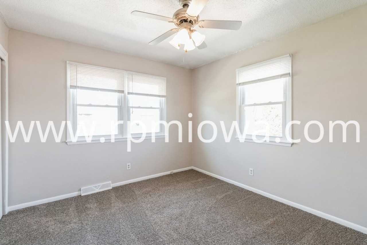 215 Nw Arlan Dr - Photo 5 of 11