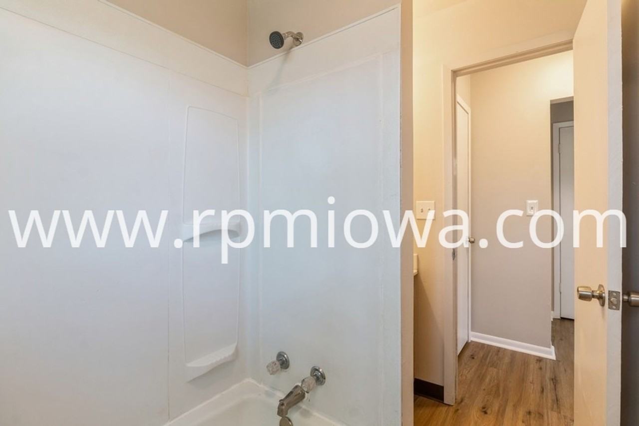 215 Nw Arlan Dr - Photo 7 of 11