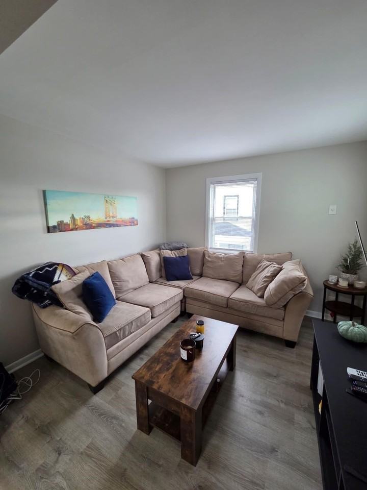 166 Carmita Ave #2 - Photo 6 of 27