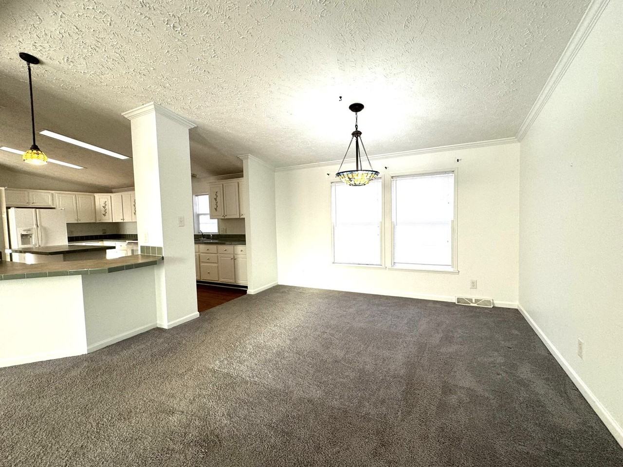 257 Edgewood Church Rd - Photo 4 of 16