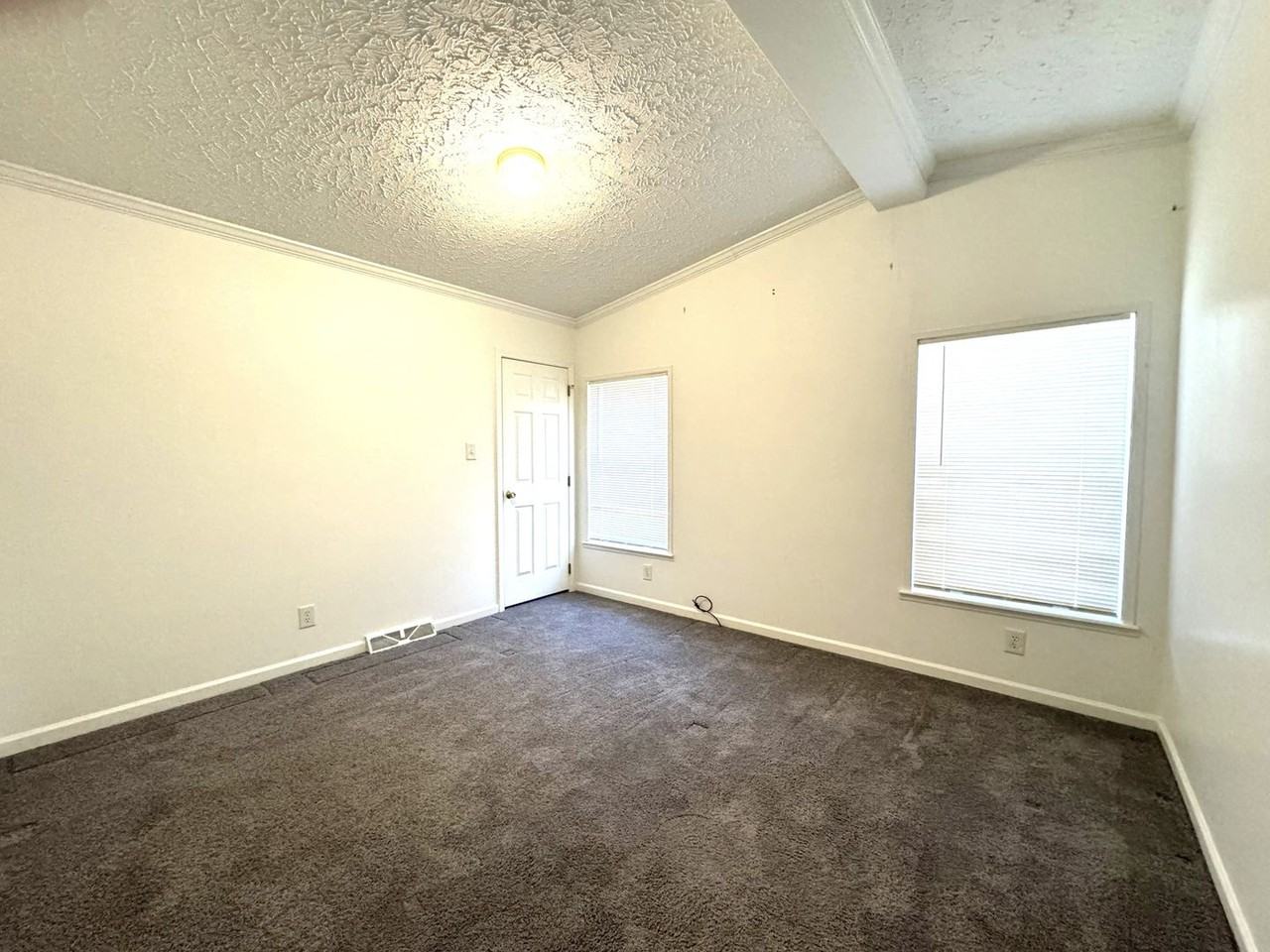 257 Edgewood Church Rd - Photo 7 of 16