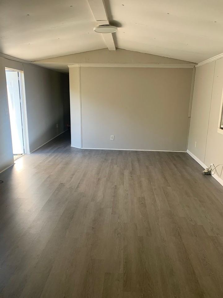 111 Holly Vista Ln - Photo 3 of 6