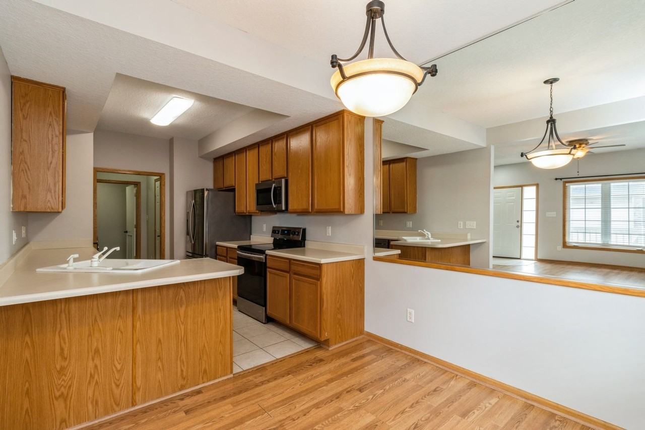 1812 Nw Ashton Ln #1 - Photo 4 of 15