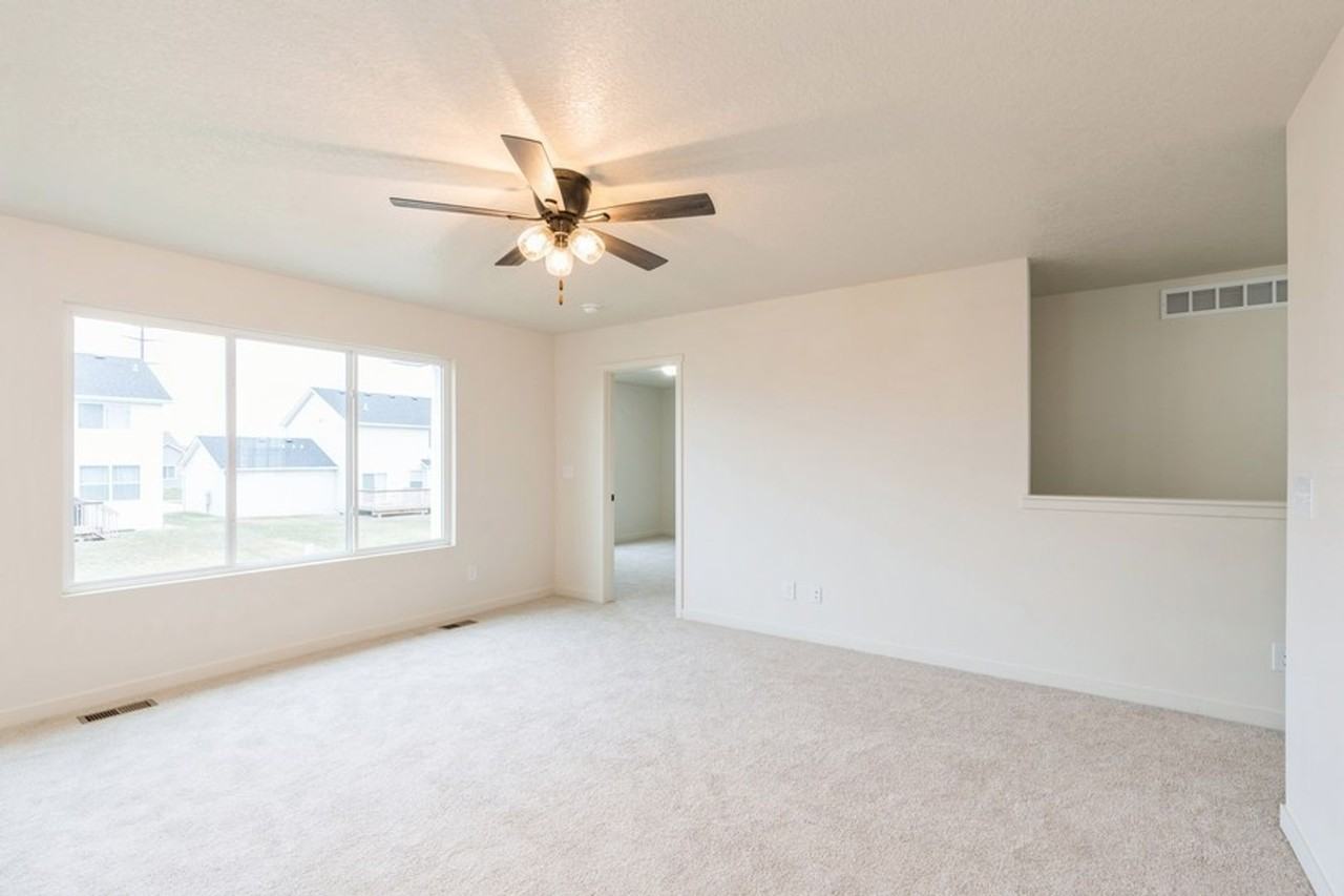 2830 20th St Sw - Photo 2 of 16