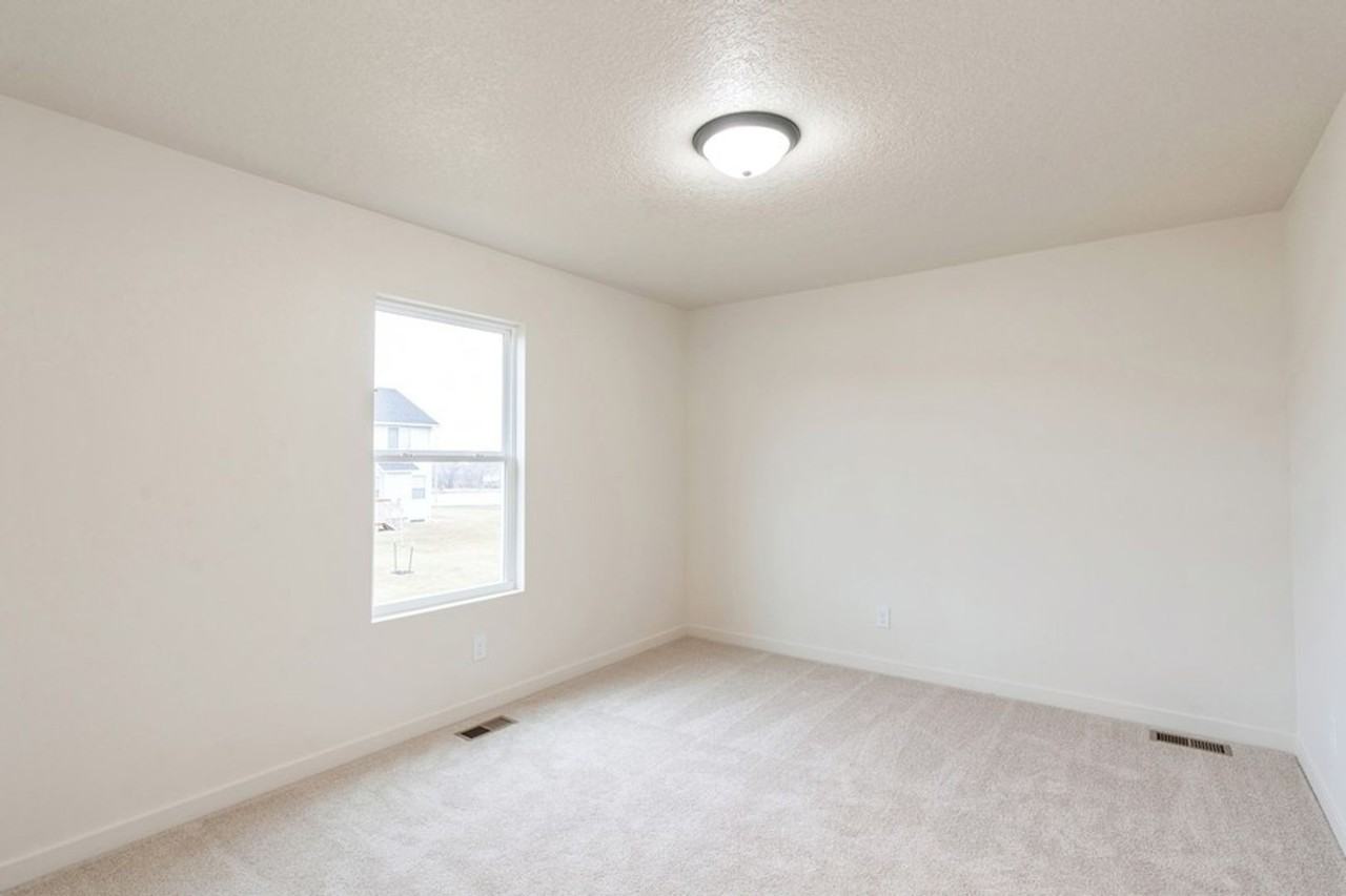 2830 20th St Sw - Photo 7 of 16