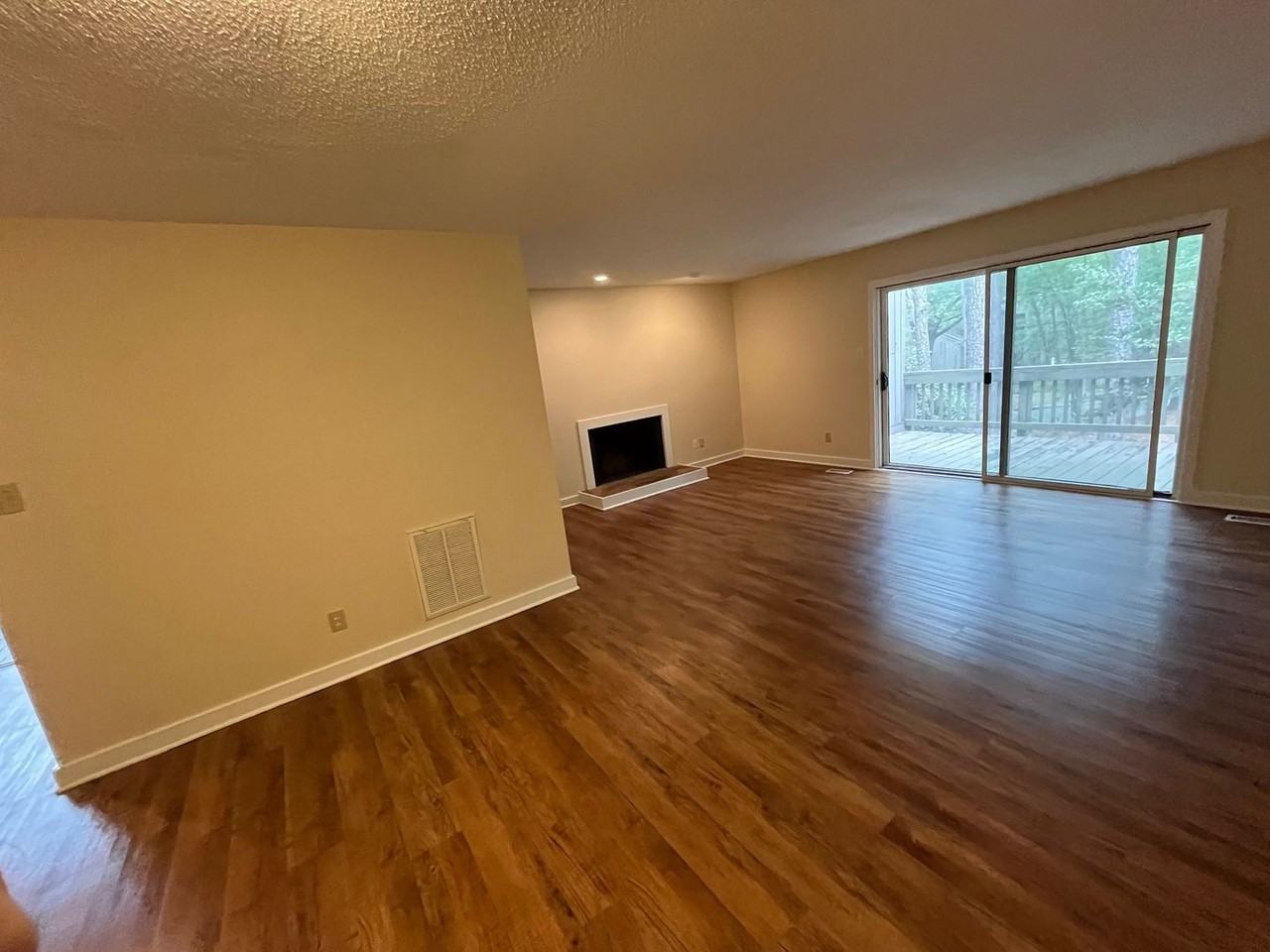 68 Fernwood Ln - Photo 5 of 21