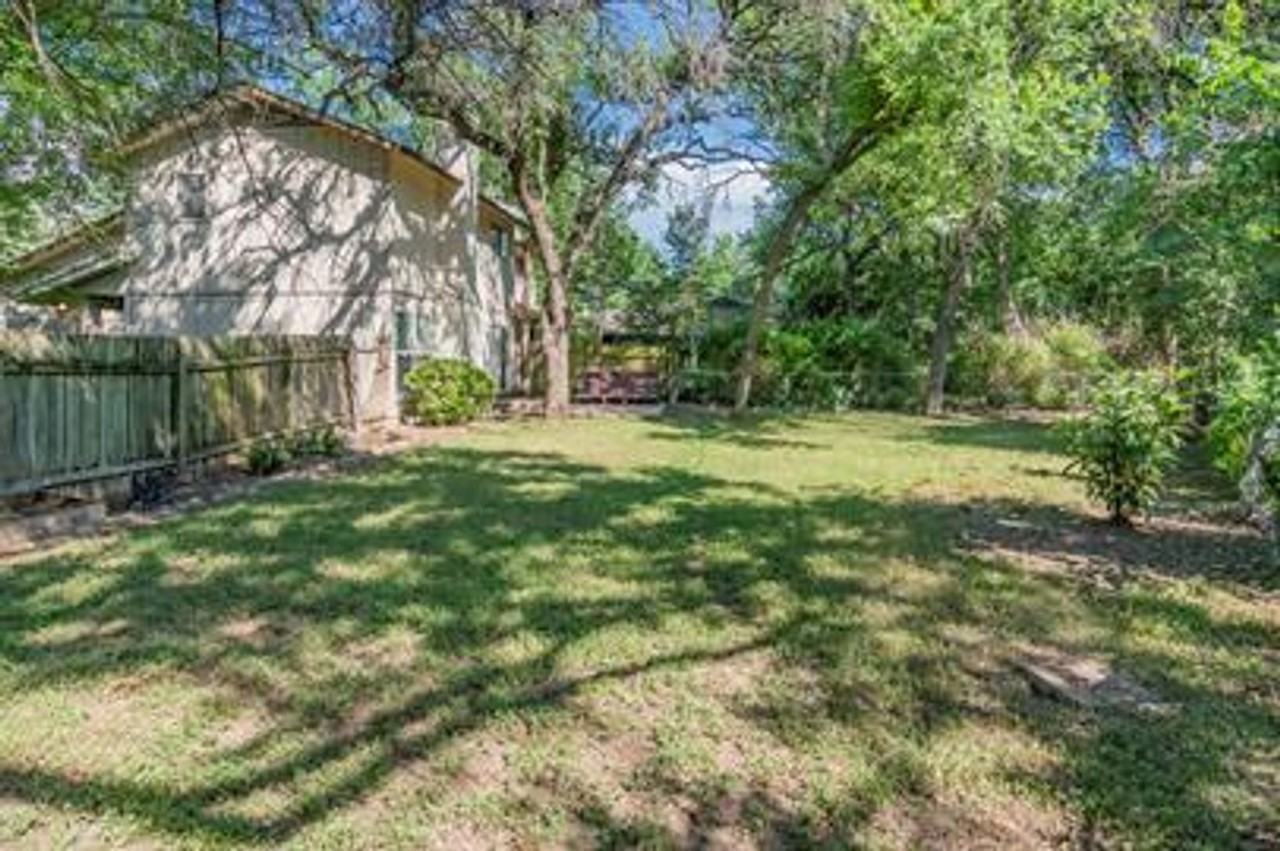 1506 Aquifer Cv - Photo 3 of 9