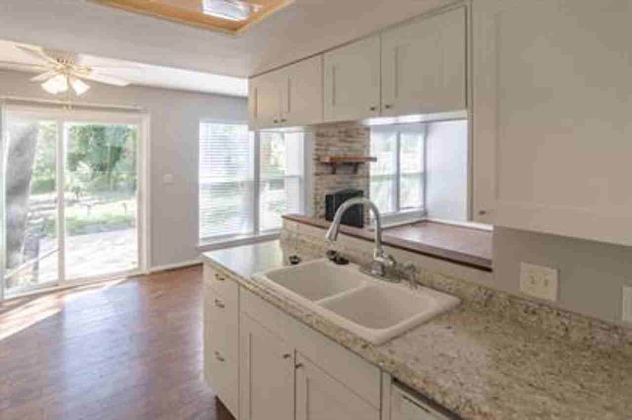 1506 Aquifer Cv - Photo 6 of 9