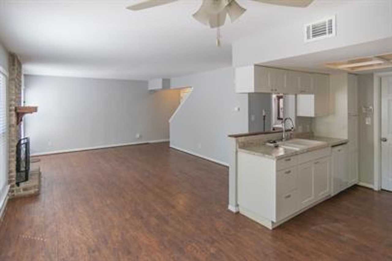 1506 Aquifer Cv - Photo 7 of 9
