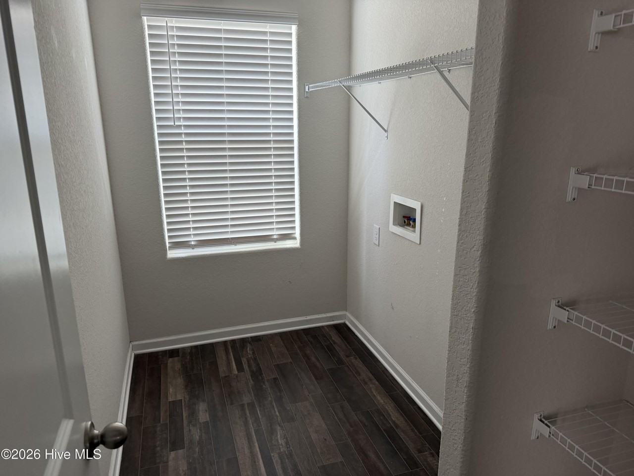 229 Brisk Dr - Photo 7 of 10