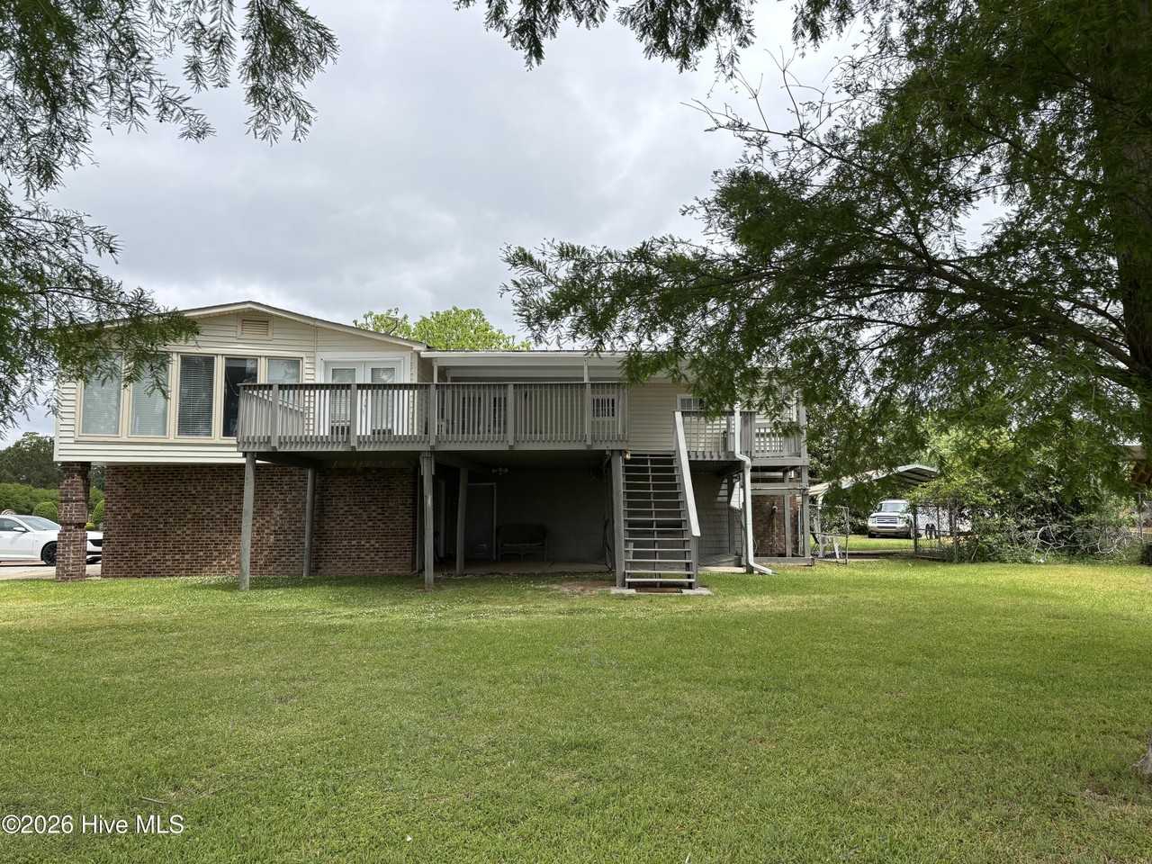 12 Blackbird Ln - Photo 4 of 36