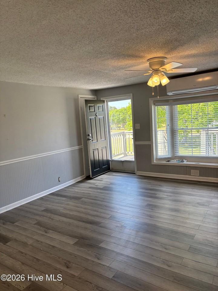 12 Blackbird Ln - Photo 6 of 36