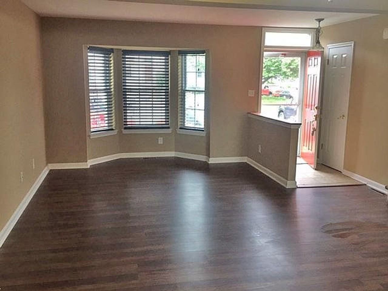 742 Reedy Cir - Photo 2 of 28