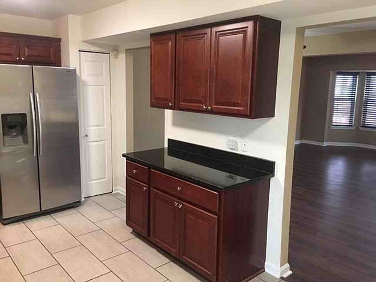 742 Reedy Cir - Photo 4 of 28