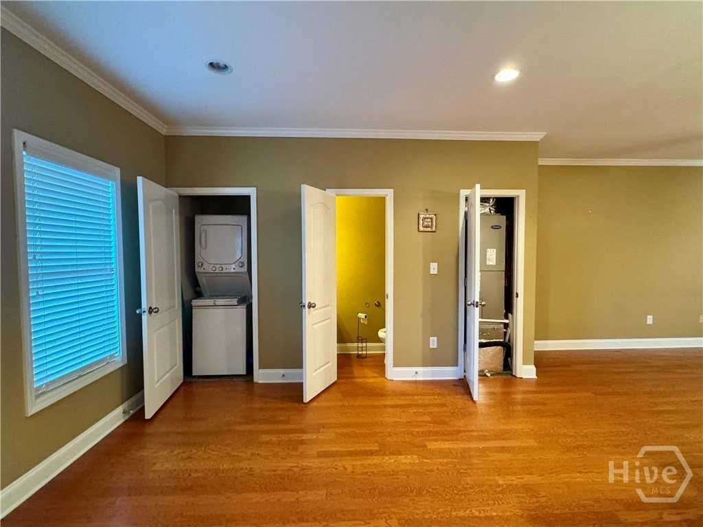 409 Whitehall Rd - Photo 7 of 22