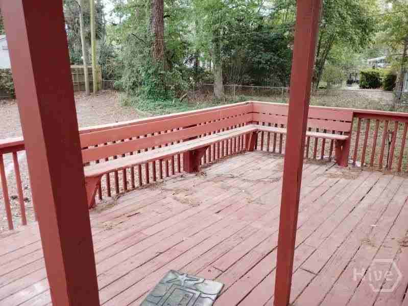 5416 Waters Dr - Photo 3 of 6