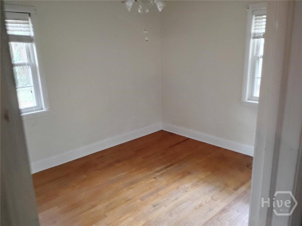 5416 Waters Dr - Photo 5 of 6