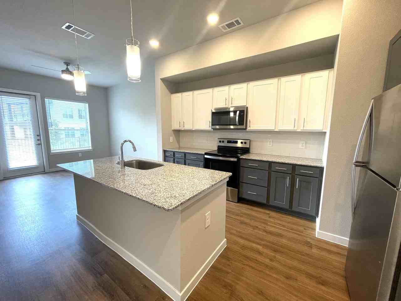 500 Westinghouse Rd #09-1120 - Photo 2 of 8
