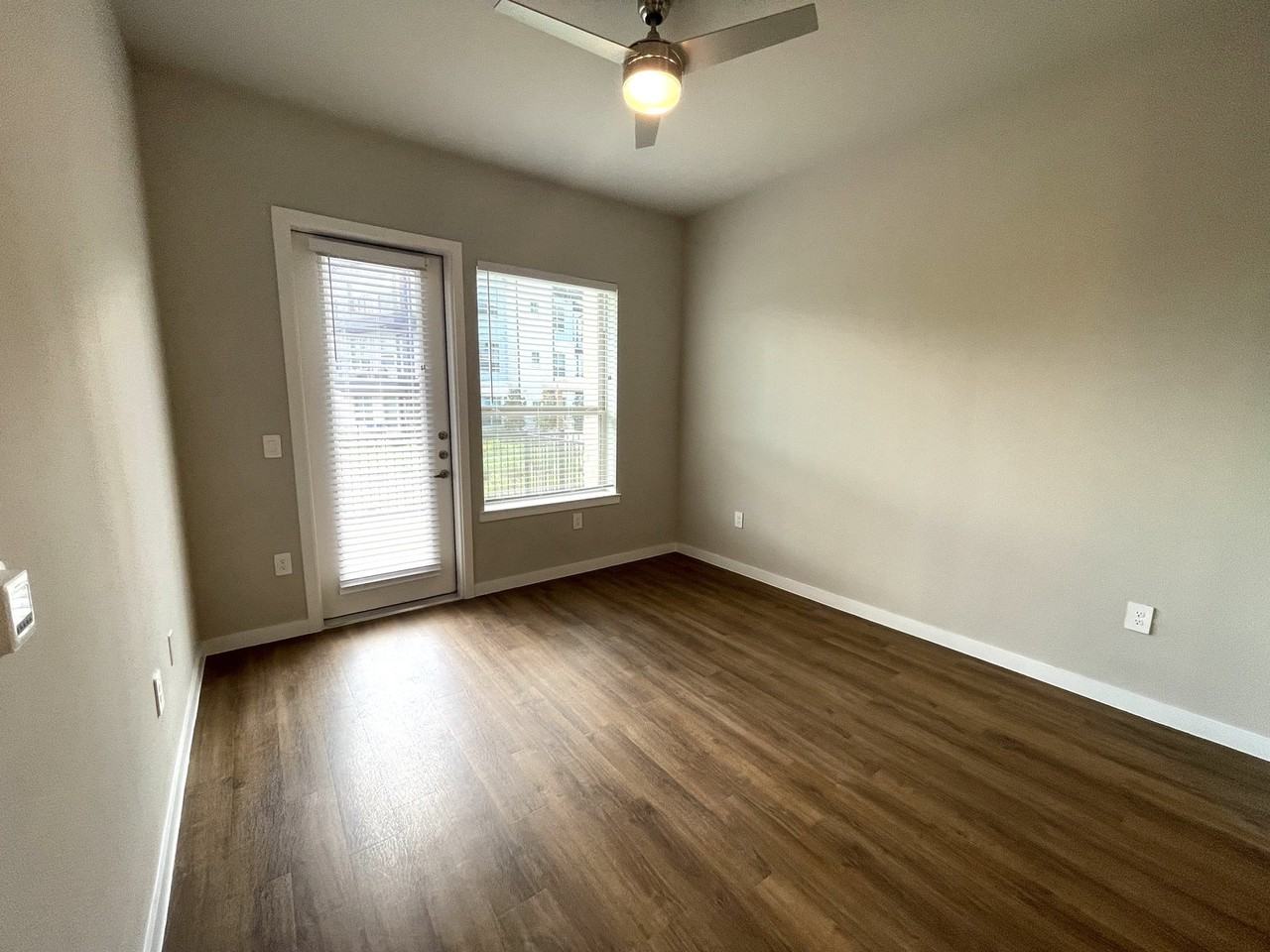 500 Westinghouse Rd #09-1120 - Photo 5 of 8