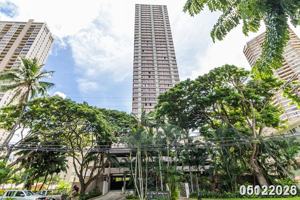 featured image of 343 Hobron Ln #2606