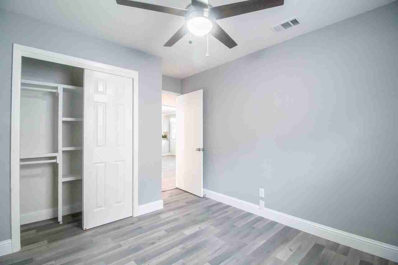 2641 Gross Rd - Photo 6 of 20