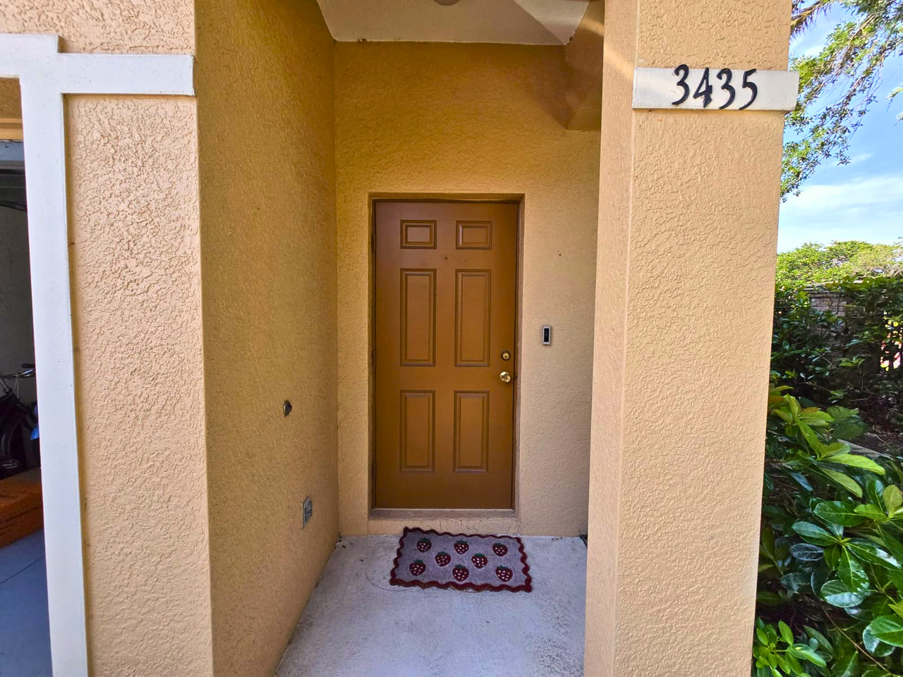 3435 Parkridge Cir - Photo 2 of 22