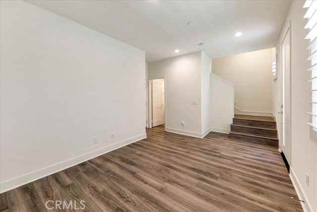 987 E Mason Ln #129 - Photo 3 of 8