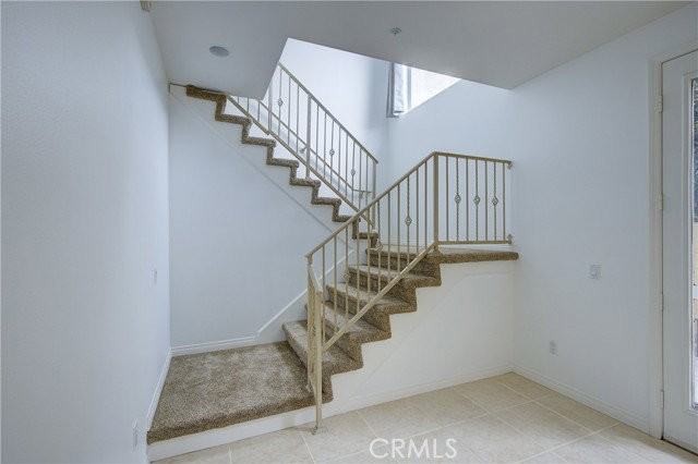 2239 Pacific Ave #E - Photo 6 of 8